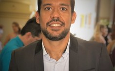 Professor e integrante do Geca, Fernando Sá Cavalcanti, que também é vice-diretor da FAU, desenvolveu o aplicativo