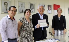 Reitor honorário Eurico Lôbo, com sua vice-reitora à época, Rachel Rocha, o chefe de gabinete, Elias Barbosa, e a procuradora-chefe da Procuradoria Federal, Valéria Ressureição