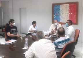 Ufal e Secretaria de Saúde discutem parceria para fazer testes de RT-PCR em Maceió