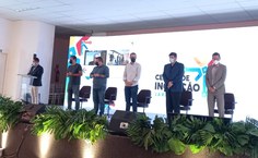 Professor Pierre compôs a mesa de honra na solenidade ocorrida no Centro de Inovação