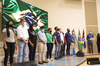 Serão três dias de atividades para promover esporte e saúde com alunas da rede municipal de ensino. Fotos: Edvan Ferreira/Secom Maceió