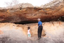 Visita aos sitíos arqueológicos com pinturas rupestres