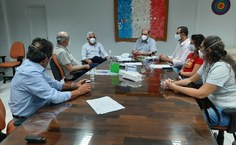 Reunião realizada ontem (20) no gabinete do reitor Josealdo Tonholo com os envolvidos no projeto
