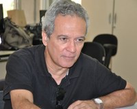 Em novo estudo, professor destaca impactos da pandemia na economia