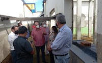 Reitor acompanha visita do deputado Paulão à Ufal em Viçosa