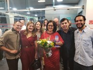 Lenilda Luna, recebeu o troféu pela premiação na categoria rádio web, na 16ª edição do Prêmio Odete Pacheco
