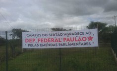 Faixa de agradecimento