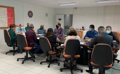 Reunião no Gabinete da Reitoria onde houve a assinatura da decisão da gestão central da Ufal