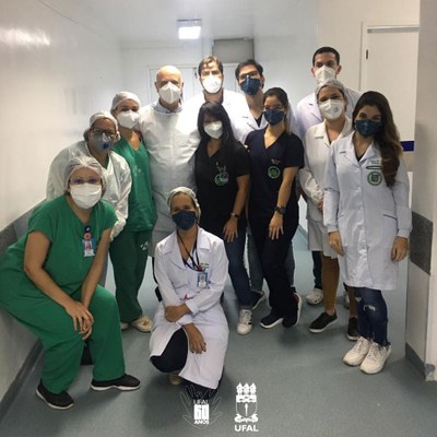 Equipe do HU que realiza transplante de Microbiota Intestinal