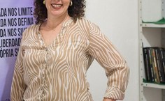 Professora Elaine Pimentel, diretora da FDA e coordenadora do grupo de pesquisa Carmin