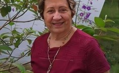 Professora Marly, organizadora do e-book