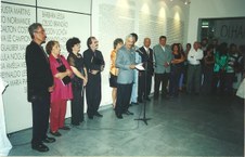1999. Reabertura Pinacoteca, o diretor Rogério Gomes dá as boas-vindas ao público [Foto Arquivo Pina]