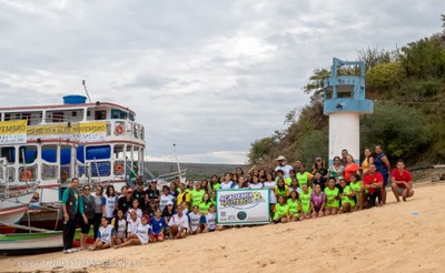 Atuação do projeto Academia e Futebol durante a Expedição, em Pão de Açúcar