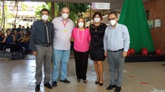 Pastor Antônio Moura, reitor Josealdo Tonholo, reitora honorária Delza Gitaí, vice-reitora Eliane Cavalcanti e o professor Fernando Pimentel