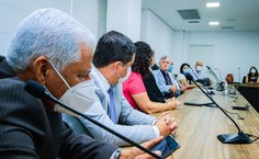 Governador Kléver Loureiro recebe reitor Ufal e equipe do MTB