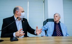 Reitor Josealdo Tonholo e o governador Kléver Loureiro discutem parceria em prol da cultura alagoana