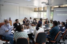 Reunião do reitor Josealdo Tonholo e equipe com a Fundaj