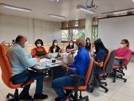 Reunião da comissão com o reitor Josealdo Tonholo