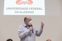 Reitor Josealdo Tonholo na solenidade da aula inaugural