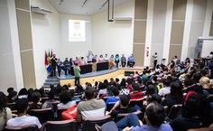Aula inaugural no auditório da Reitoria, Campus A.C. Simões