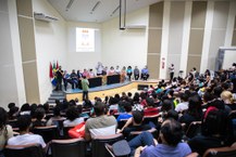 Aula inaugural no auditório da Reitoria, Campus A.C. Simões