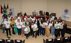 Autores e investidores presentes no lançamento do volume 2 do livro O Baixo São Francisco