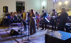 Wilma Araújo cantou, encantou e foi homenageada pelo MHN