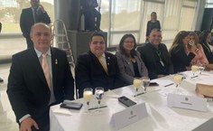 Reitor Josealdo Tonholo participou da reunião com o presidente Lula nesta quinta-feira, em  Brasília