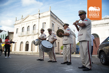 Banda de pífano faz a festa no Femupe