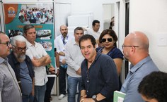 Emerson Soares, em nome da coordenação do laboratório, deu as boas-vindas e apresentou a nova estrutura