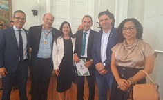 Comitiva que recepcionou ministras do Brasil e Portugal