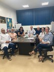 Reunião da equipe do HU na madrugada desta quinta-feira