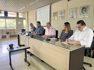 Da dir. para esq. - Professores João Vicente (Fapeal), Iraildes Assunção (Ufal), Reitor Tonholo (Ufal), Fábio Guedes (Fapeal), e Walter Matias (Ufal).