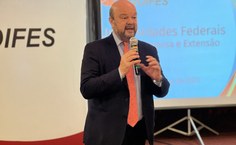 Reitor da UFPR e presidente da Andifes, Ricardo Fonseca