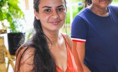 Camila e sua mãe, Cláudia Gonzaga, responsável responsável pela produção de doces e geleias orgânicos