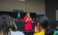 Professora Bruna Mertem, coordenadora do Cecane Ufal destacou a importância de se promover a articulação entre agricultores familiares e gestores públicos