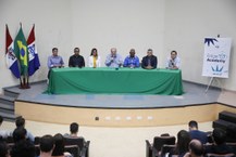 Mesa de hora no lançamento do projeto Edge Academy: Rodrigo Paes; Cézar Nonato, pró-reitor de Extensão; pró-reitora Iraildes Assunção, reitor Josealdo Tonholo; Wellington Pereira, pró-reitor de Gestão de Pessoas; Davi Bibiano e Willy Tiengo Welli