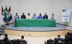 Mesa de hora no lançamento do projeto Edge Academy: Rodrigo Paes; Cézar Nonato, pró-reitor de Extensão; pró-reitora Iraildes Assunção, reitor Josealdo Tonholo; Wellington Pereira, pró-reitor de Gestão de Pessoas; Davi Bibiano e Willy Tiengo Welli