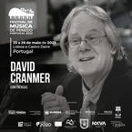 Professor  David Cranmer, do grupo Caravelas