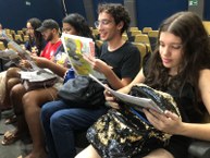 Estudantes do curso de Jornalismo