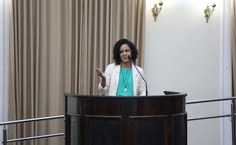 Professora Viviane Costa, da Faculdade de Arquitetura e Urbanismo e da Pró-reitoria de Gestão de Pessoas