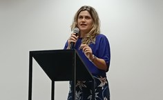 Maria Tereza, filha de Carmen Lucia