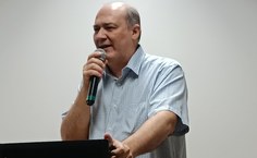 Reitor Josealdo Tonholo