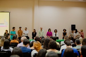 Ufal celebra 50 anos do curso de Serviço Social na Bienal do Livro