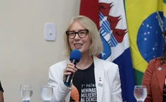 Professora Silvia Uchoa