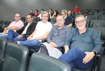 Chefe de gabinete João Paulo, diretor do DAP, Clebson Farias, e os profesores Elder Maia, Anderson Dantas e Reinaldo Ruben