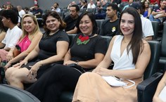 Márcia Silva, a vice-reitora Eliane Cavalcanti, as professora da Unidade e Santana, Andrea Feitosa e Inajá Garcia