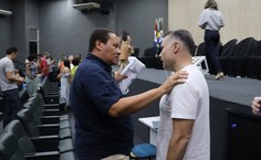 Professor Marcos Moreira aproveitou o encontro com o senador e ministro Renan Filho para falar sobre o projeto para os cursos de Artes da Ufal