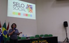 Carina Giunco, diretora do Instituto Selo Social, foi a palestrante da cerimônia de abertura da Sinpete