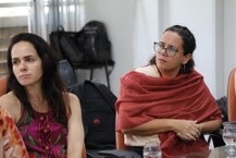 Professora Adriana Guimarães e a antropóloga Juliana Barretto